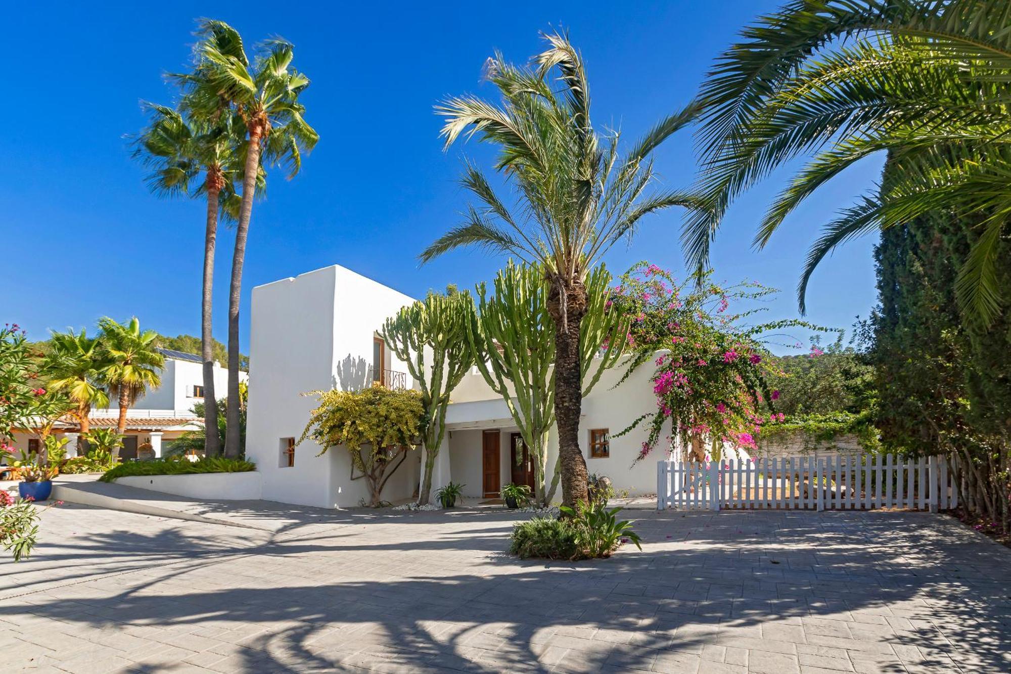 Villa Near Ibiza Town Sleeps 11 To 13 Guests Can Furnet Εξωτερικό φωτογραφία